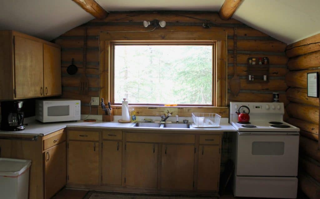 Old Cabin Kitchen – Alaska Rivers Company